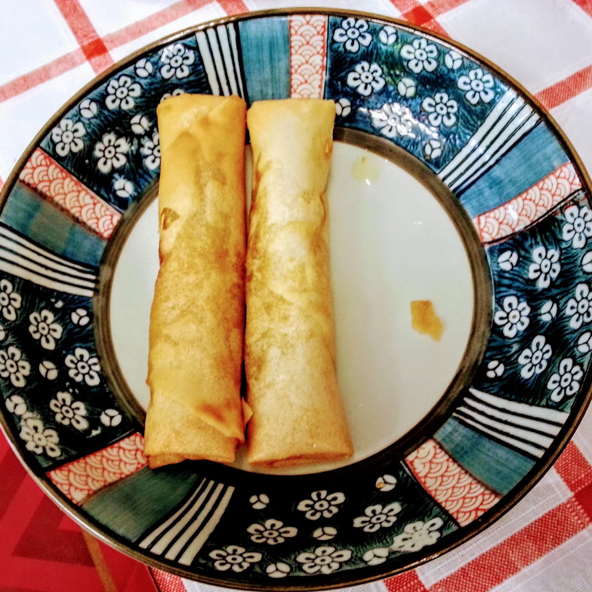 春卷 spring rolls